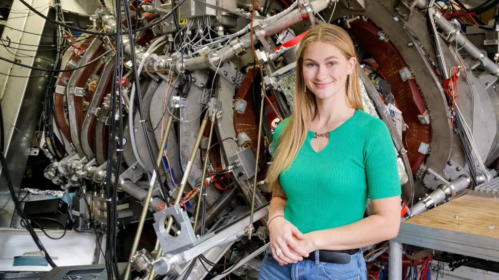 The new face of the nuclear nerd - Miss America (2023) Grace Stanke